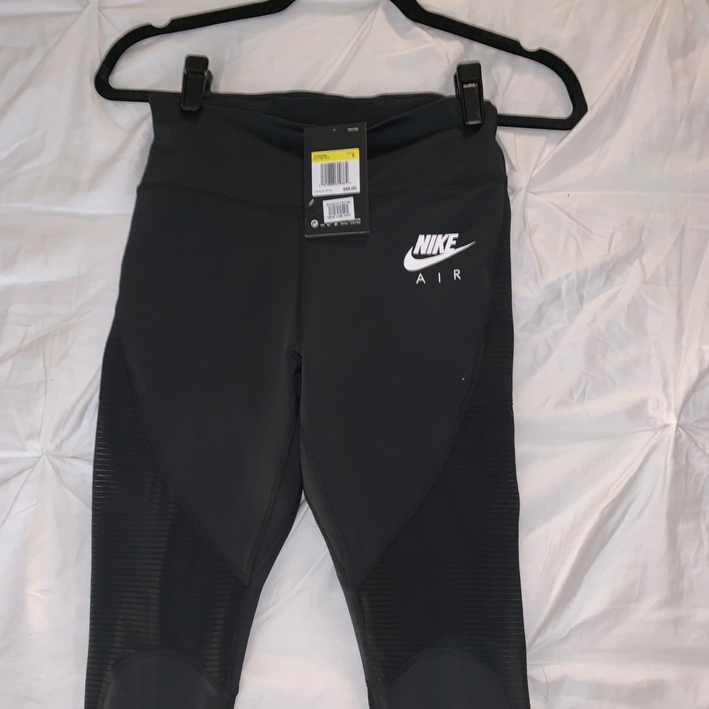 Brand new, Nike Air Mesh Leggings!